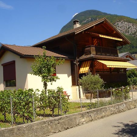 Bnb Le Relais Du Chateau Aigle Luaran gambar