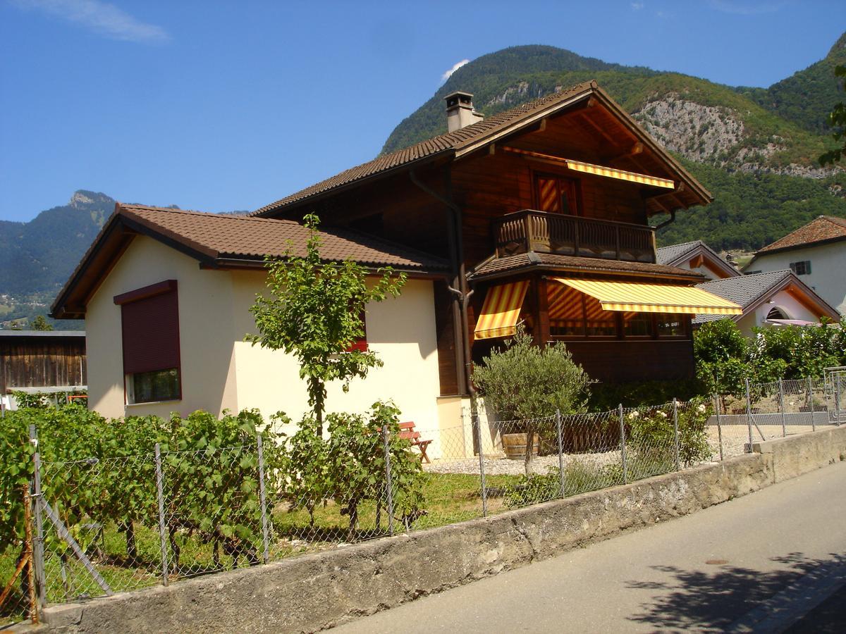 Bnb Le Relais Du Chateau Aigle Luaran gambar
